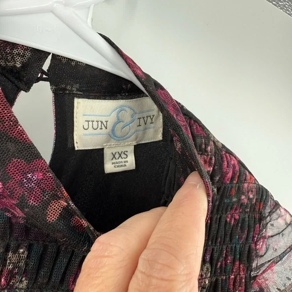 Jun & Ivy‎ Women’s Sheer Floral Tiered Maxi Long Sleeve Black/Burgundy Size XXS - Picture 4 of 6